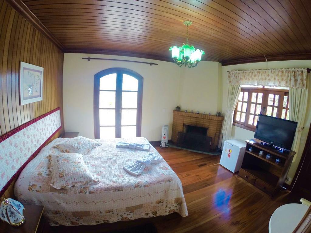 Pousada Das Rosas Campos do Jordão Dış mekan fotoğraf